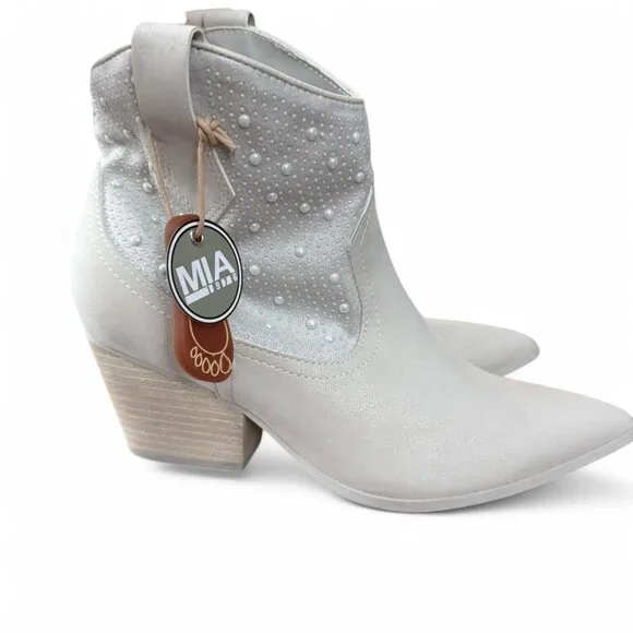 New With Tags White grey MIA studded western pull up ankle cowboy boots size 6.5 - Picture 2 of 9